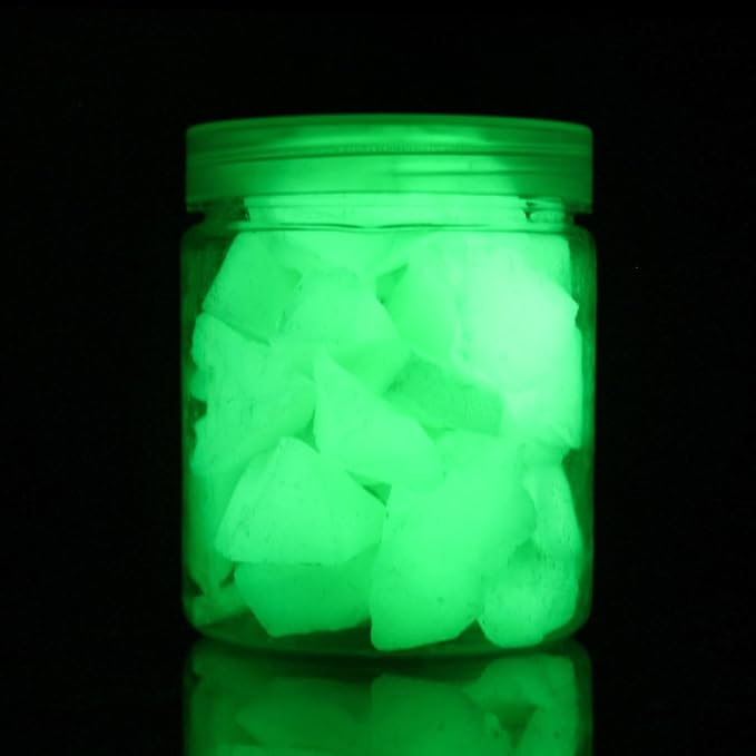 Shiny Stone Glow in The Dark Gravel Stones Rocks, Aquarium Gravel, Glow Rocks Stones,Decorative Rocks for Fish Tank Aquarium Garden Planter Landscape Decoration,280g/10oz (15-22mm, Yellow Green)