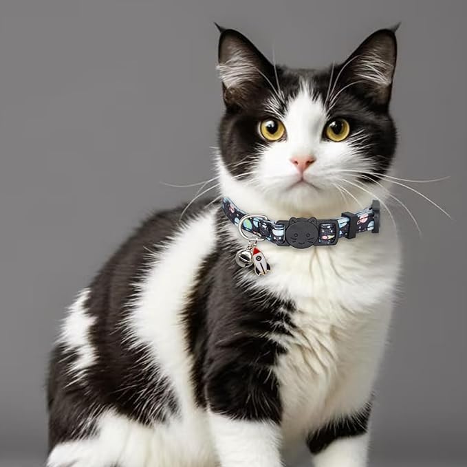 Cat Collar Breakaway, 2 Pack Cotton Cats Collars with Bells, Cute Planet Shaped for Girl Boy Kittens