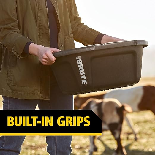 Rubbermaid Commercial Products Brute 6-Gallon Animal Pan Feeder, RigidCell Construction, Stackable Livestock Feed Bowl, Made in USA