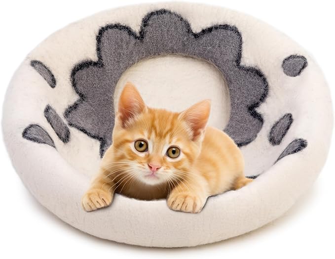 Woolygon Premium Felt Cat Cave Bed โ Wool Kitty Beds Handcrafted Kitten Caves Bed for Indoor Cats - Made from 100% Eco-Friendly Merino Wool, Foldable Cat Hidewawy Covered Cat House Pod (Flower Collar)