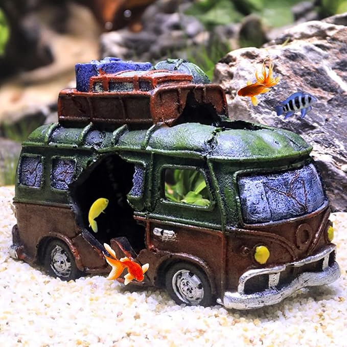 Aquarium Resin Ornament Car Wreckage for Fish Tank Underwater Landscape Decoration Hiding Cave Hideouts House Plants Supplies Decor Accessories
