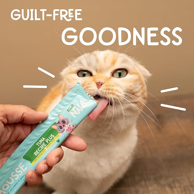 LOVE, NALA Lickable Cat Treats – Grain-Free Squeeze Up Mousse Puree for Cats – Natural, Tasty Wet Cat Treats – Tuna Flavor – 24-Pack
