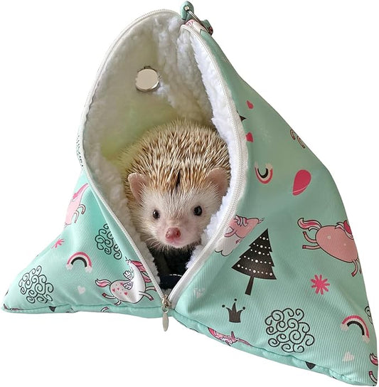 Handmade Cuddle Sack Sleeping Bag Pouch Small Animals Hedgehog Carrier Bag Pouch with Strap Breathable Vents Portable Outgoing Bag (Green with Green Pad)