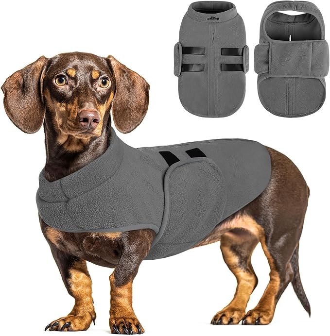 Queenmore Small Dog Sweaters, Soft Fleece Vest Pullover Dog Jacket with Leash Hole, Warm Winter Dogs Clothes Cold Weather Doggy Dachshund Sweater for Small Doggy Cats Boy or Girl (Grey, S)