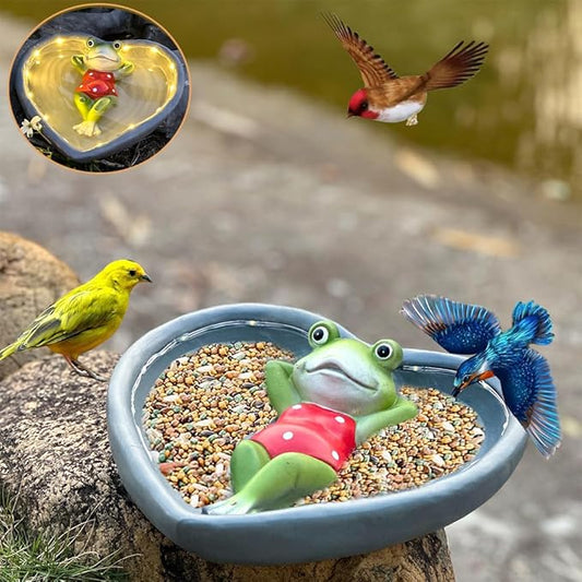 Outdoor Garden Solar Frog Bird Feeder, Resin Frog Love Shape Bird Feeder, Frog Statue Decorative Lamp for Outdoor Patio Tabletop Decoration, for Mom and Grandma