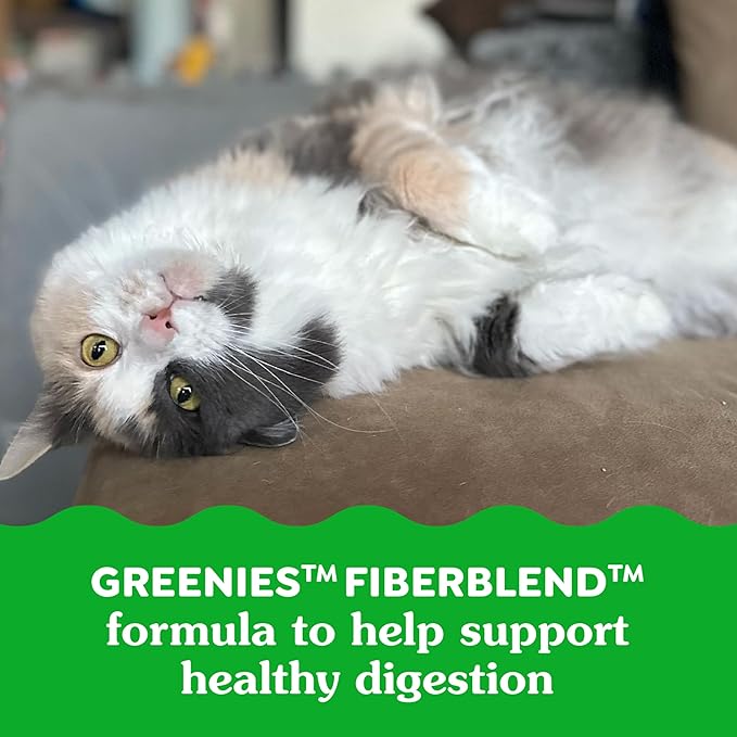 Greenies Feline Smartbites Healthy Indoor Cat Treats, Chicken Flavor, 4.6 oz. Pack