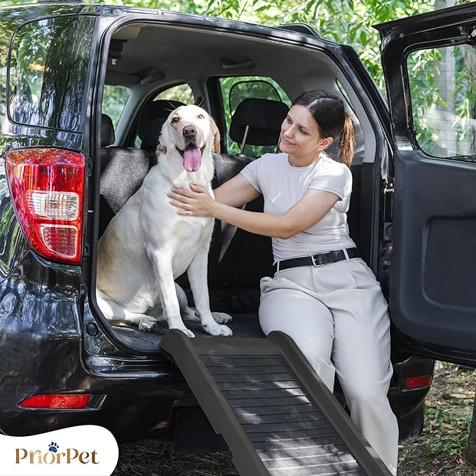 Dog Ramp for Car - 68,5" Long & 15" Wide - Rubber Anti-Slip Dog ramps for Large Dogs - Stable Dog Car Ramp 300 Pounds Capacity - Foldable Pet Ramp for Truck - Portable Folding Dog Ramp - Dark Gray